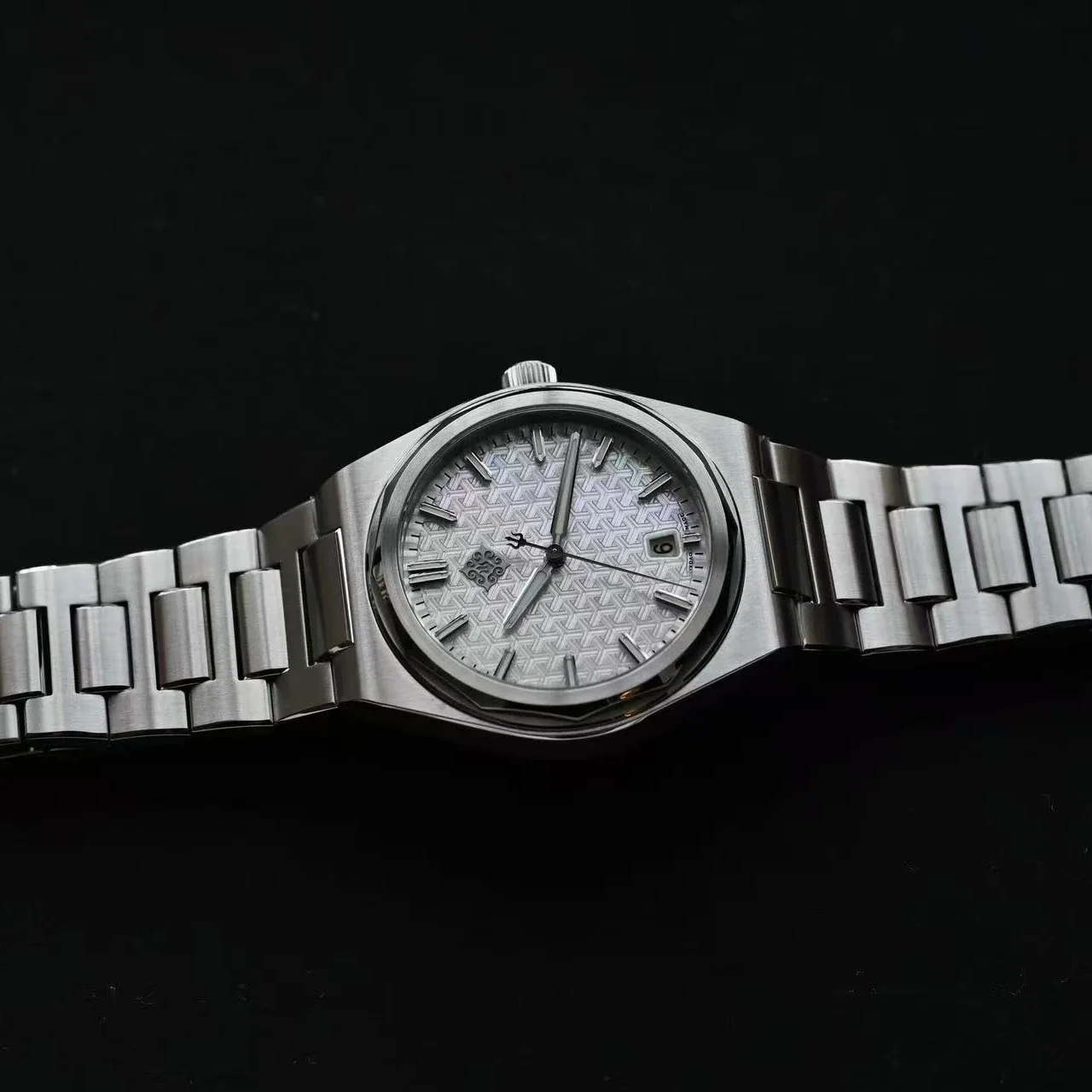 Guilloché Dial Watch - IX&DAO 2026 New Warrior 37mm Men's