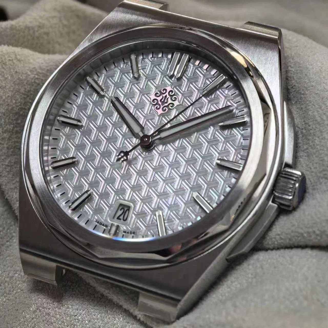 IX&DAO 2026 New Warrior 37mm M - Guilloché Dial Watch ulasan dan harga